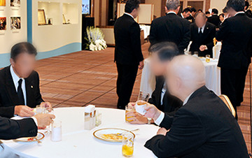 大規模なお別れ会